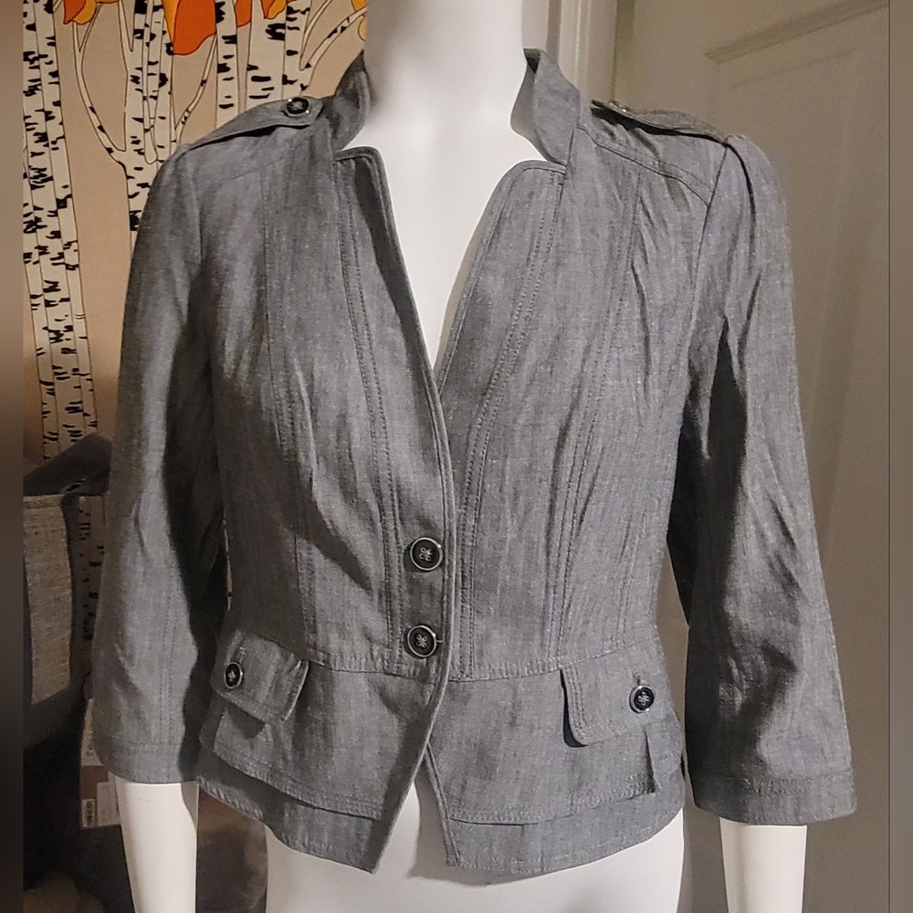 White House Black Market Chic Gray Button-Up Jacket 3/4 sleeve 4 S